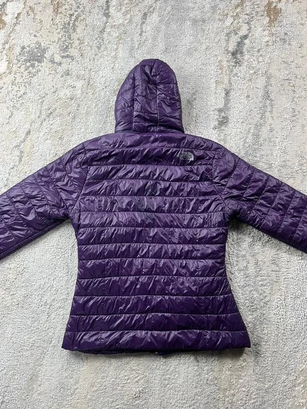 The north face Women’s Purple Zip Up Hooded Puffer Jacket Size M – photo 8